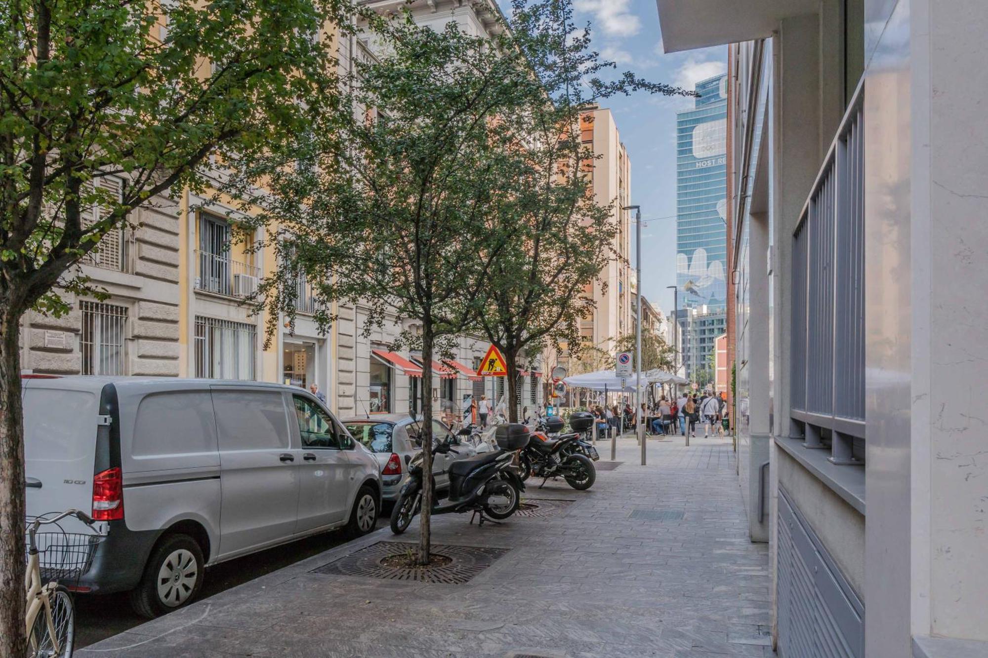 Isola Essence 200M Dal Bosco Verticale, Gae Aulenti, Garibaldi Milán Exterior foto